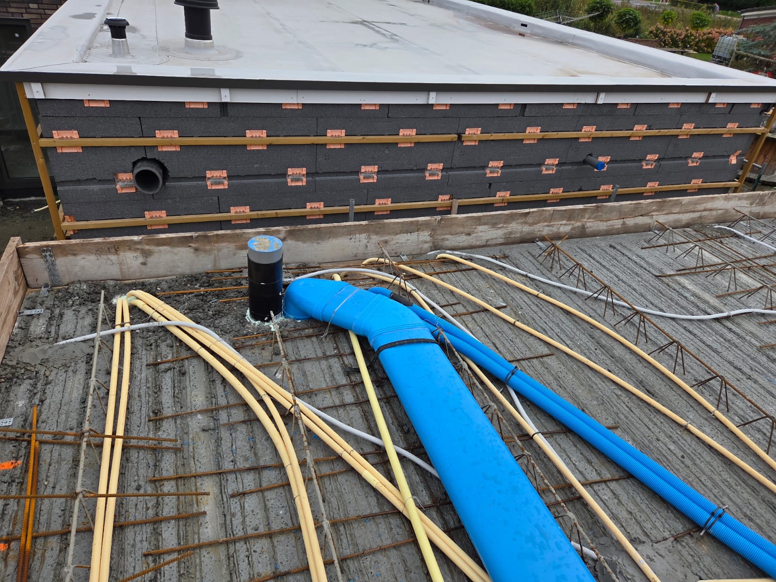 PHOTO-2025-09-22-21-04-52-3