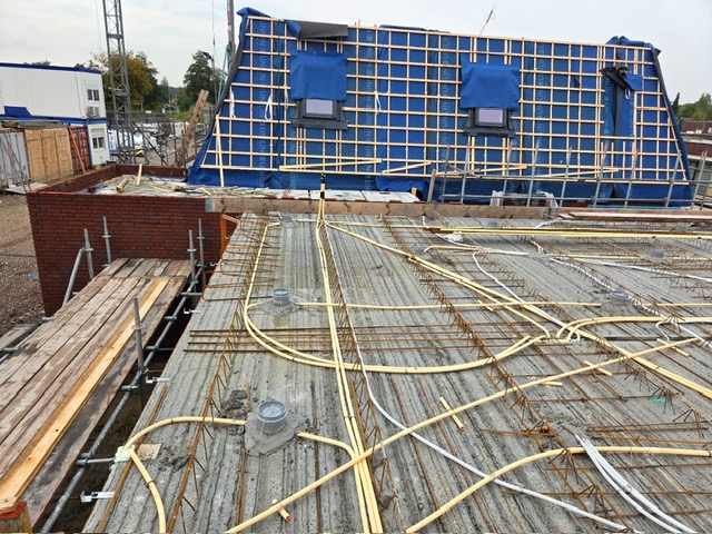 PHOTO-2025-09-22-21-04-52-4